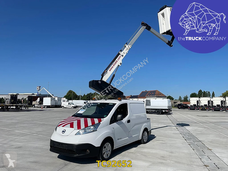 Véhicule utilitaire Nissan E-