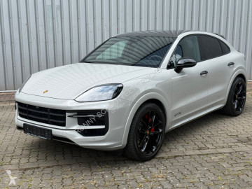 PorscheCayenne