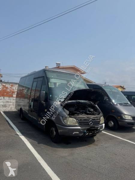 Furgoneta Mercedes