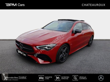 Familiar Mercedes