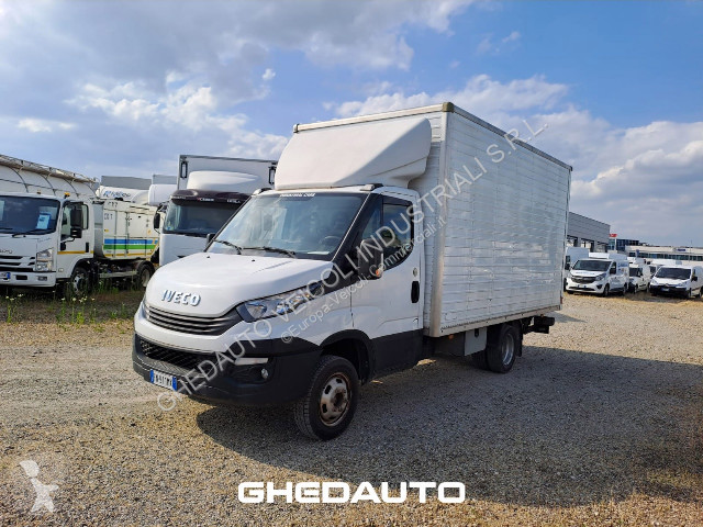Veicolo commerciale Iveco Daily 35C14