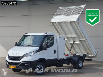 Con volquete Iveco