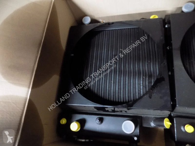 Véhicule utilitaire Mercedes mercedes radiator...