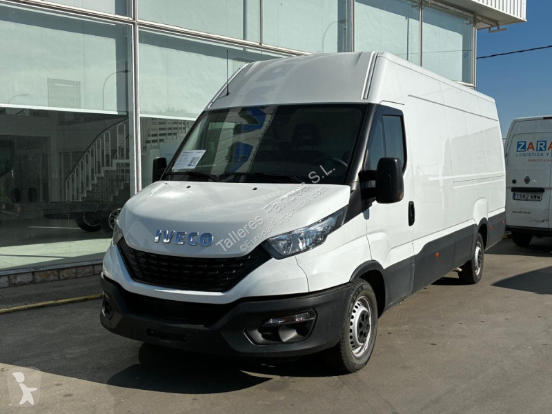 Furgoneta Iveco 35S14 16m3