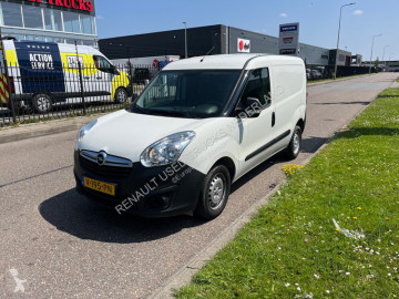 Caja cerrada Opel