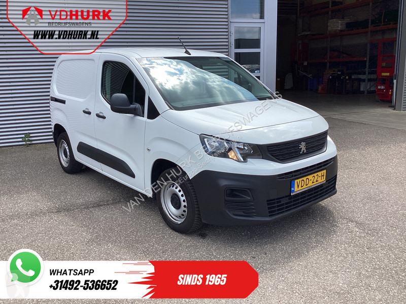Véhicule utilitaire Peugeot 1.6 HDI 75 pk...