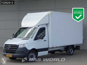 Fourgon utilitaire Mercedes