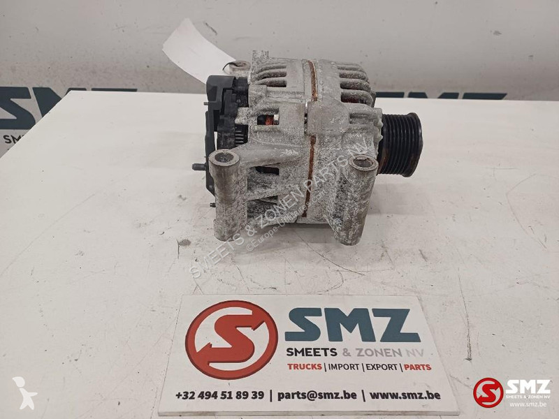 Véhicule utilitaire Caterpillar Alternator...