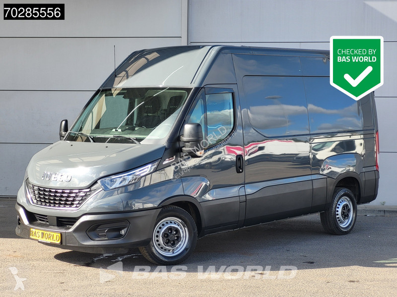 Varevogn Iveco 35S18 3.0L Automaat 180PK L2H2...