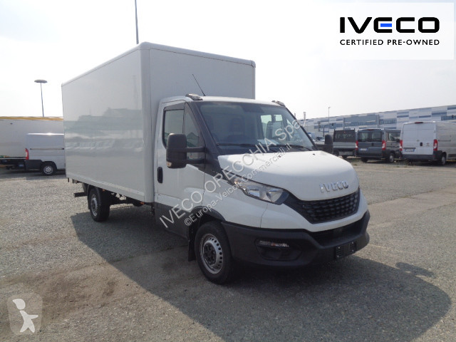 Véhicule utilitaire Iveco DAILY 35S16
