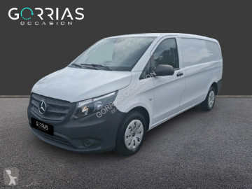Fourgon utilitaire Mercedes
