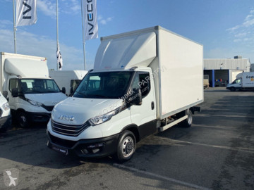 Fourgon utilitaire Iveco