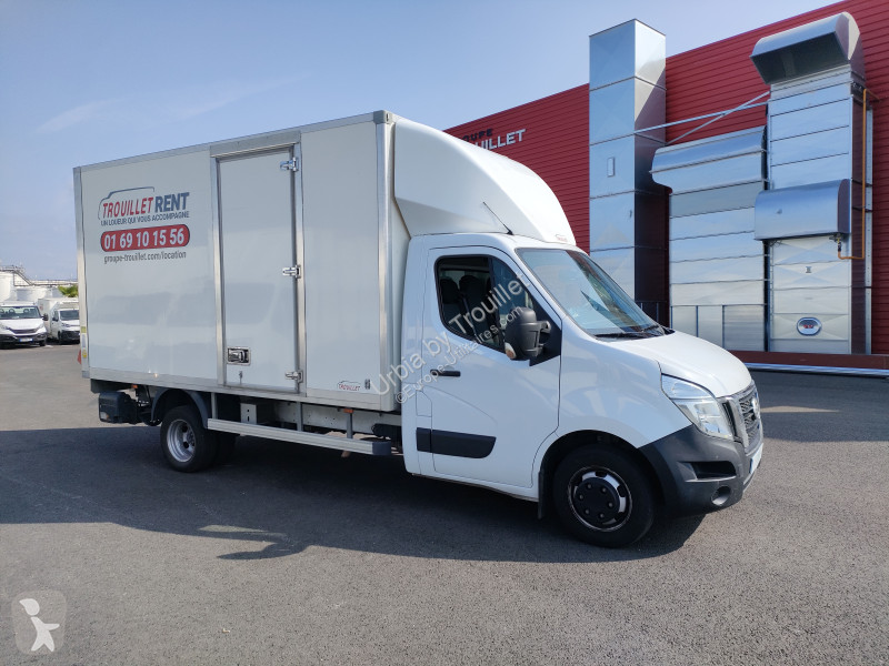 Véhicule utilitaire Nissan 20M3 145 CV FOURGON...