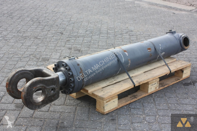 Autoutilitară Volvo Cylinder lift