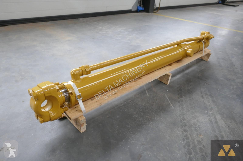 Véhicule utilitaire Caterpillar 227-0843