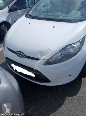 Sedan Ford