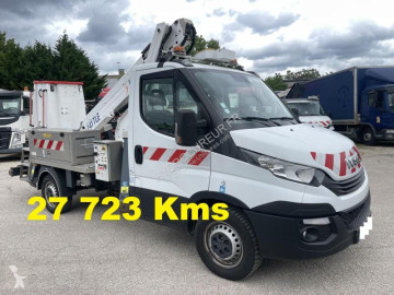 Con plataforma Iveco