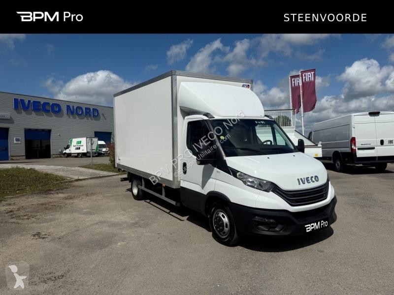 Veículo utilitário Iveco CCb 35C16H empattement...
