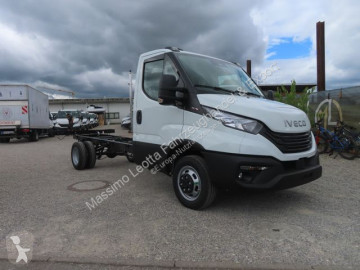 Chasis cabina Iveco