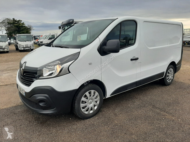 Véhicule utilitaire Renault L1 H1 DCI 120