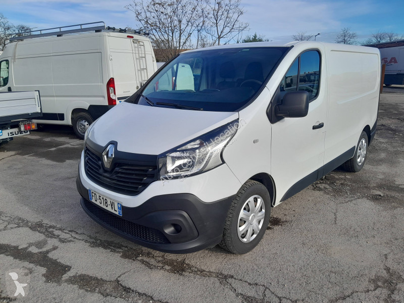 Véhicule utilitaire Renault L1 H1 DCI 95 GRAND...