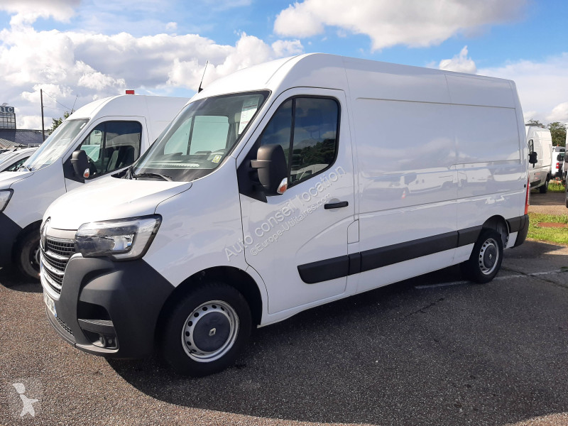 Véhicule utilitaire Renault L2 H2 2.3 DCI 135...