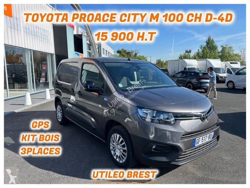 Véhicule utilitaire Toyota