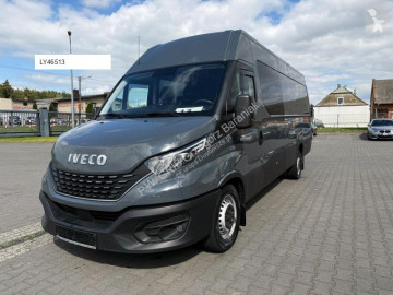 Furgoneta Combi Iveco
