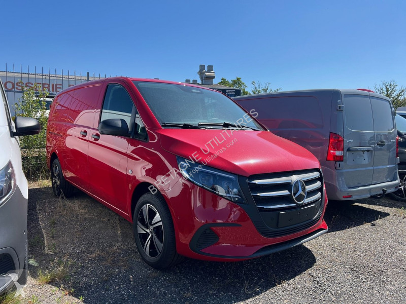 Véhicule utilitaire Mercedes VITO FG 4X4 119...
