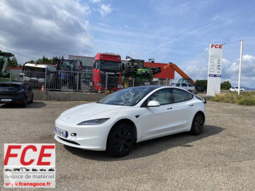 Berlina Tesla