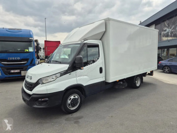 Caja cerrada Iveco