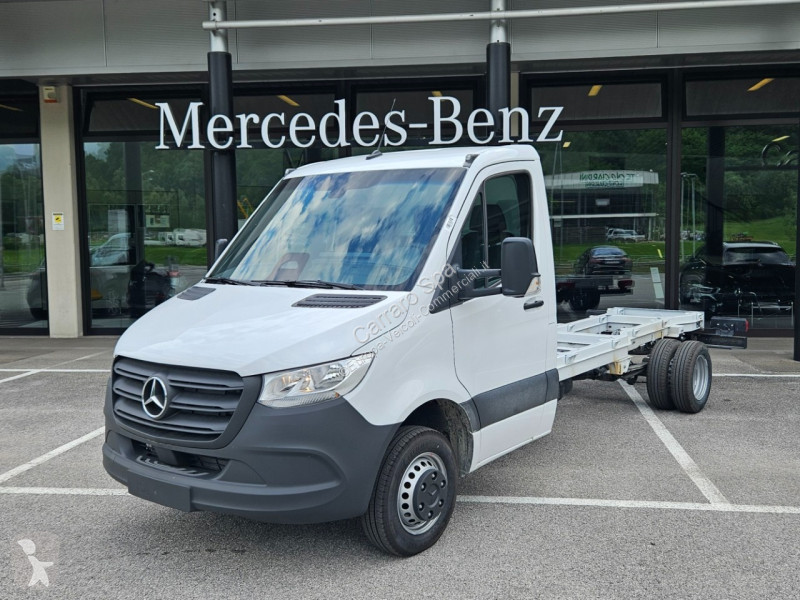 Véhicule utilitaire Mercedes Telaio Traz. Post