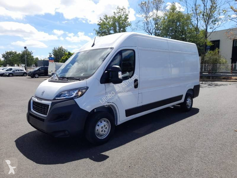 Véhicule utilitaire Peugeot