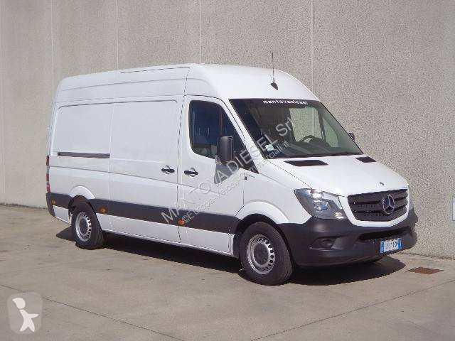 Furgoneta Mercedes