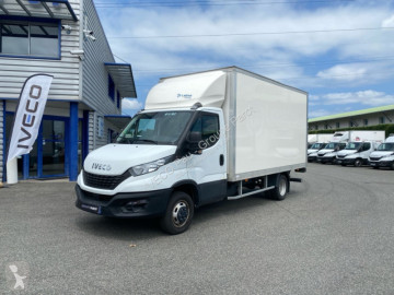 Fourgon utilitaire Iveco