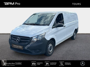 Fourgon utilitaire Mercedes