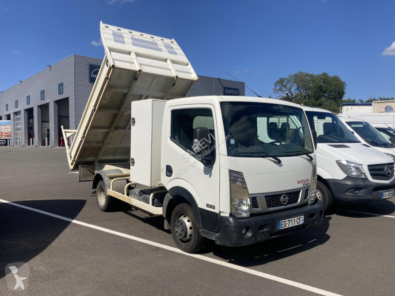 Furgoneta Nissan NISSAN NT 400 BENNE COFFRE...