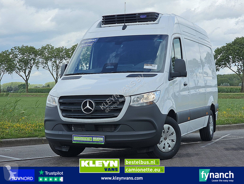 Véhicule utilitaire Mercedes 317 L2H2 Koelwagen...