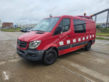 Fourgon long Mercedes