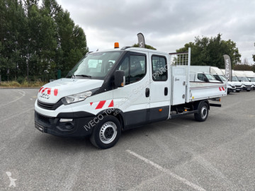 Con volquete Iveco
