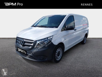 Fourgon utilitaire Mercedes