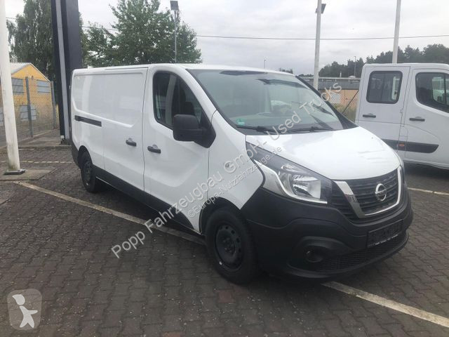 Véhicule utilitaire Nissan Kastenwagen