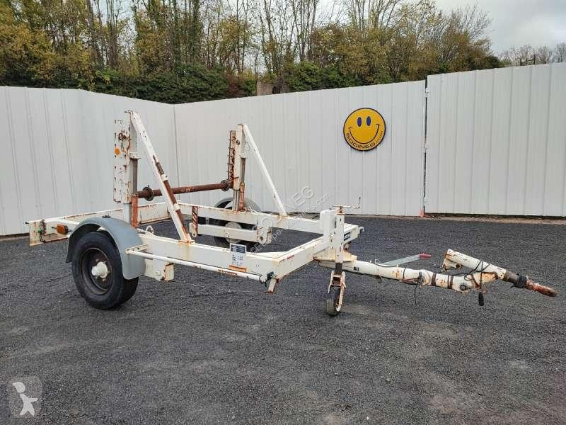 Véhicule utilitaire PORTE TOURET