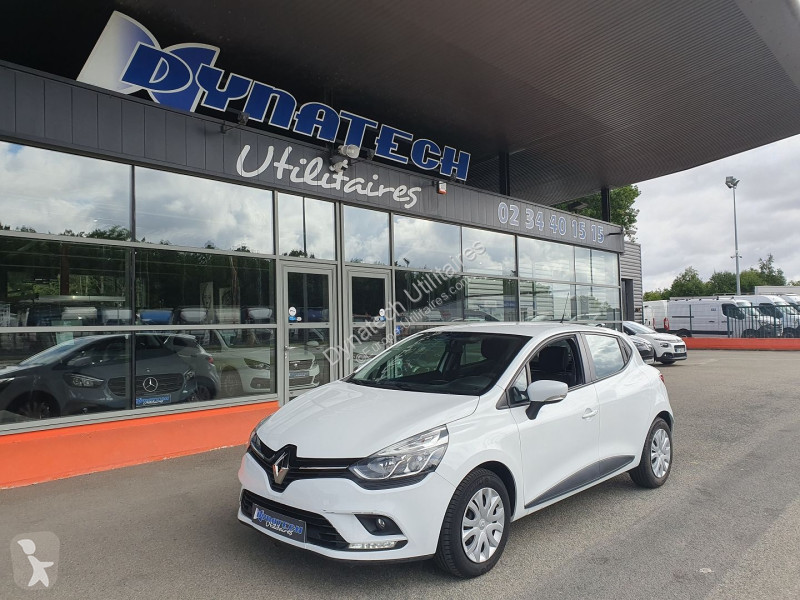 Véhicule utilitaire Renault CLIO IV STE 1.5 DCI...