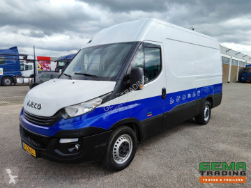 Caja cerrada Iveco
