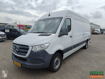Mercedes cargo van