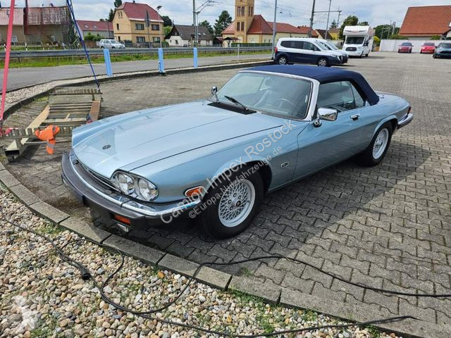 Véhicule utilitaire Jaguar XJS Zylinder 196 KW...