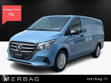 Fourgon utilitaire Mercedes neuf