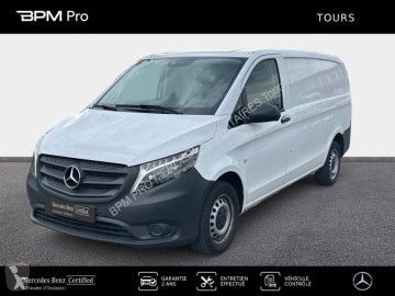 Fourgon utilitaire Mercedes