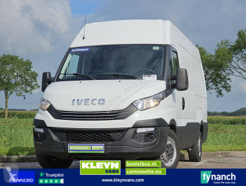 Fourgon utilitaire Iveco